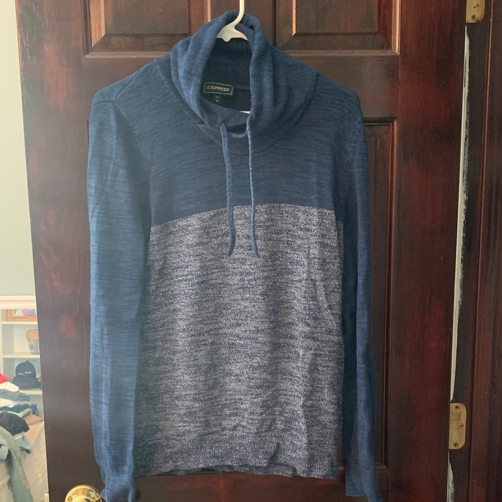 Express Men's Two-Tone Blue Turtleneck Sweater
